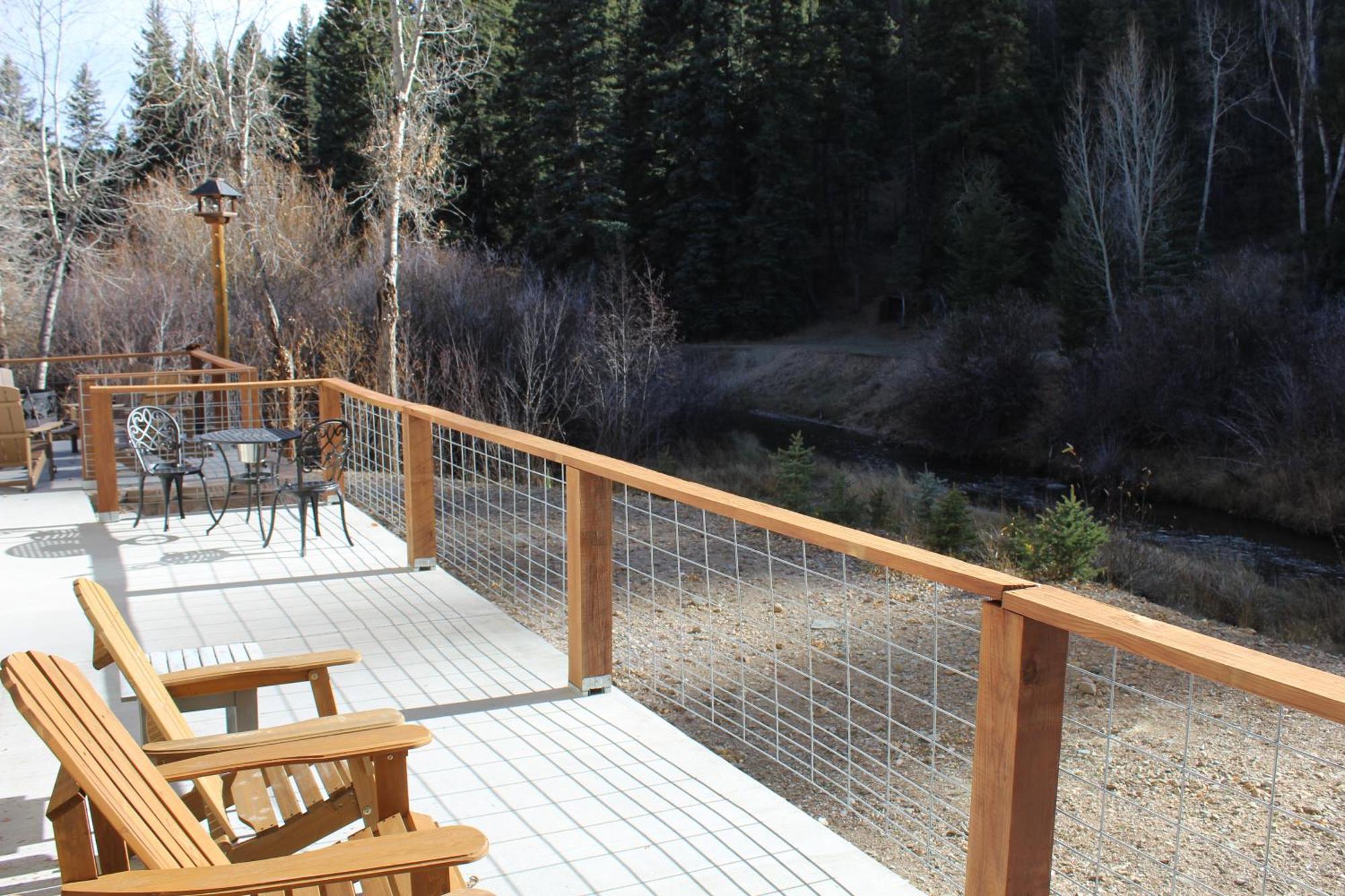River Lyric Lodge - Formerly Double Dog Red River Εξωτερικό φωτογραφία